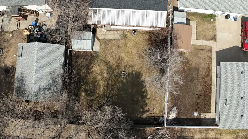11 Fitzgerald Avenue Fort Mcmurray AB T9H1K1