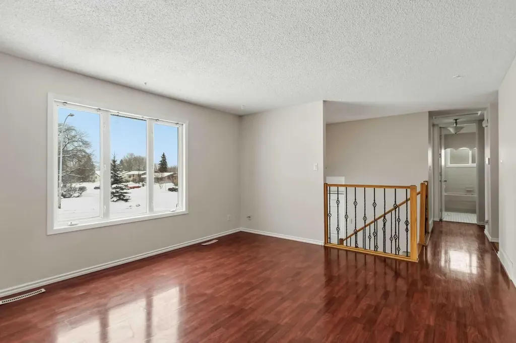 11 Fitzgerald Avenue Fort Mcmurray AB T9H1K1