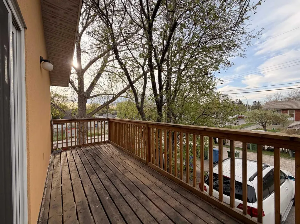 1202 2 Street NE Calgary AB T2E 8A6