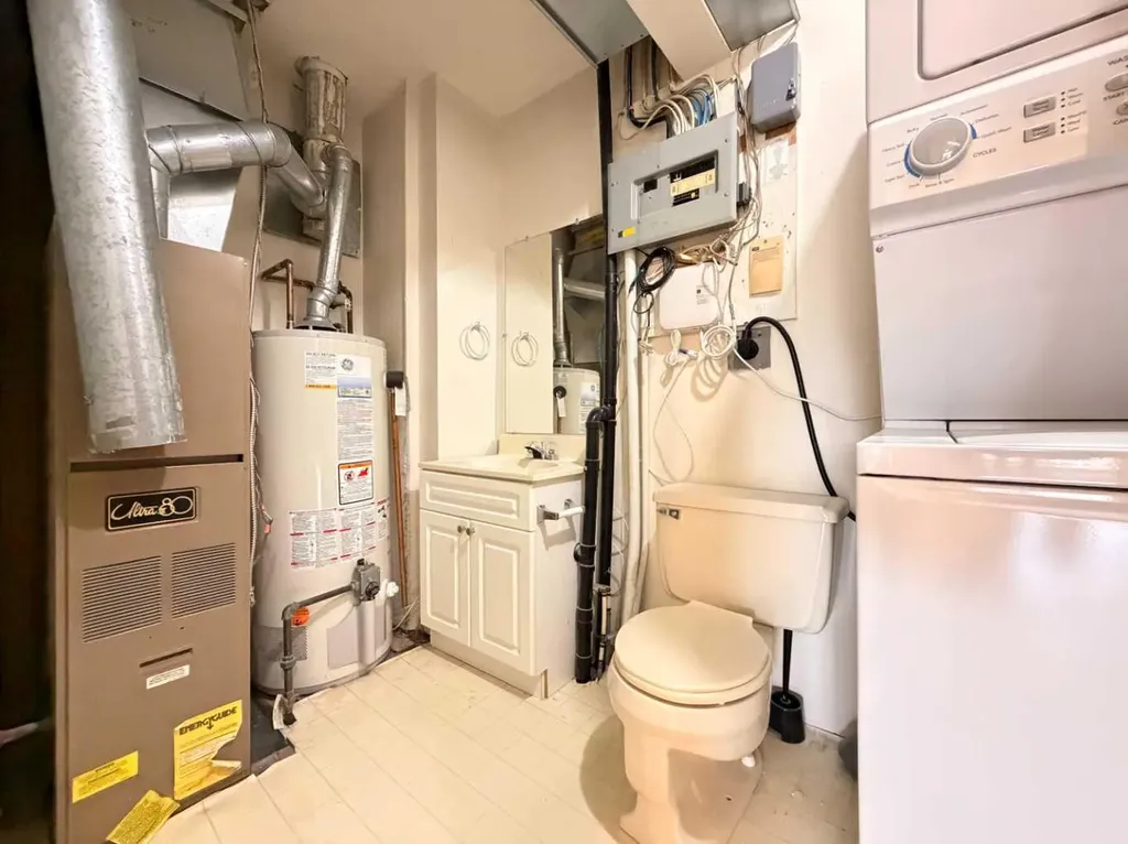 1202 2 Street NE Calgary AB T2E 8A6