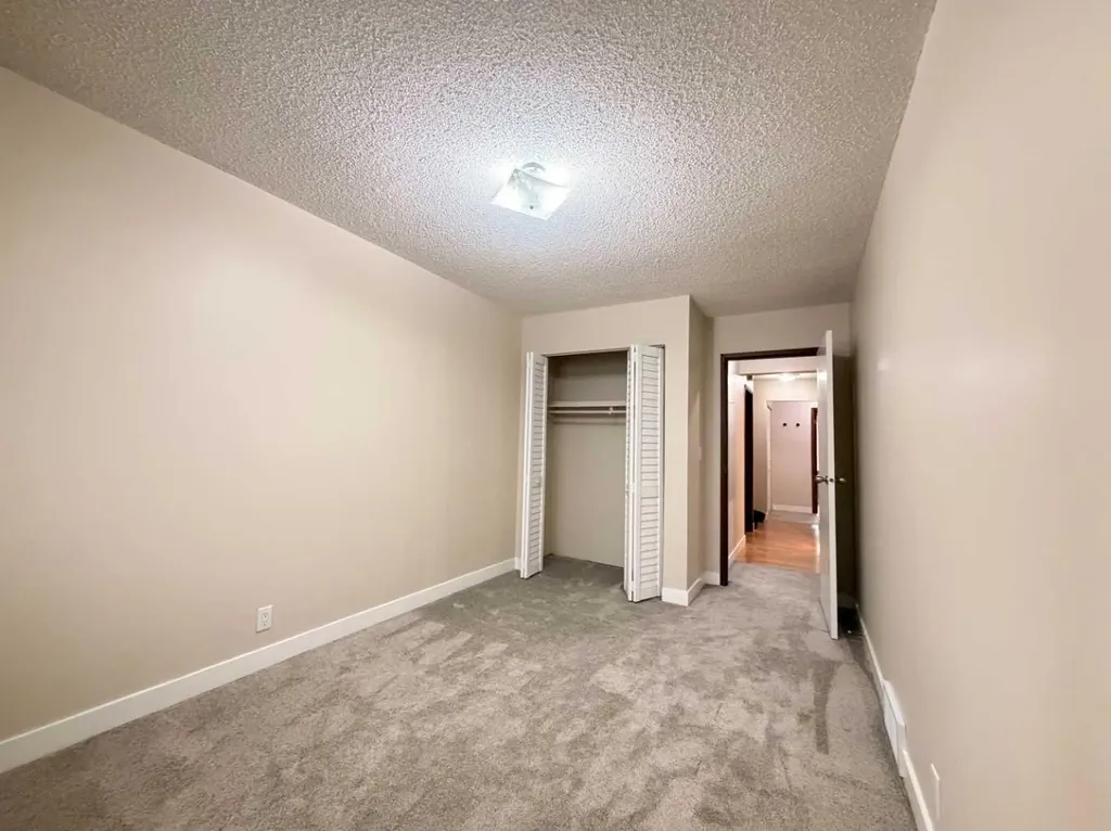 1202 2 Street NE Calgary AB T2E 8A6