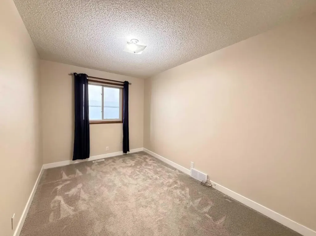 1202 2 Street NE Calgary AB T2E 8A6