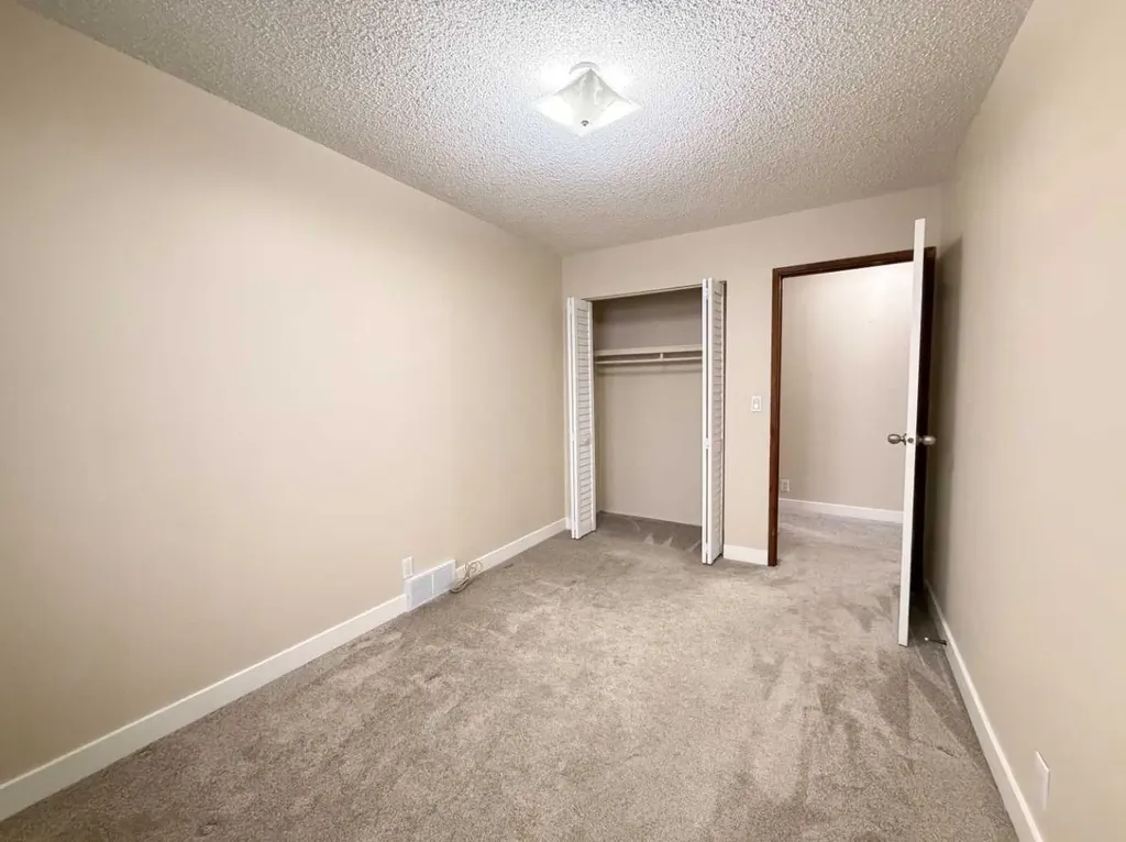 1202 2 Street NE Calgary AB T2E 8A6