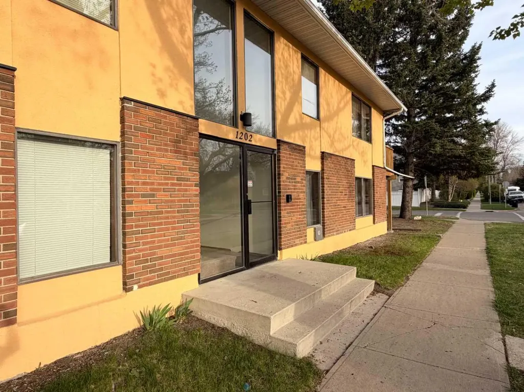 1202 2 Street NE Calgary AB T2E 8A6