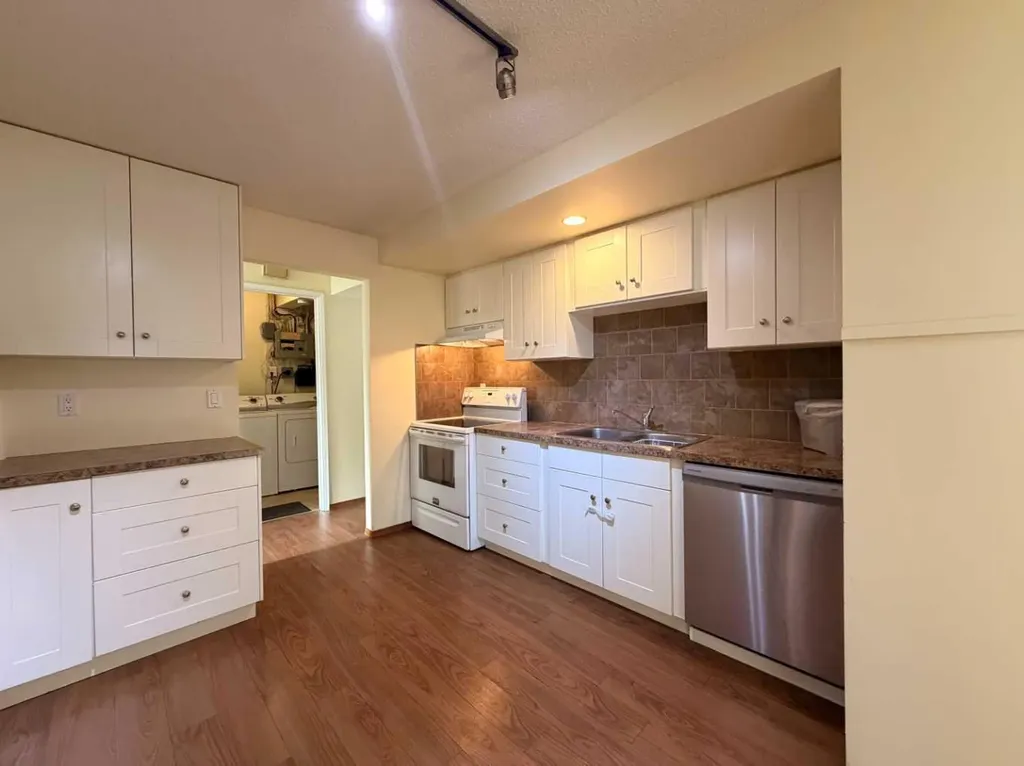 1202 2 Street NE Calgary AB T2E 8A6