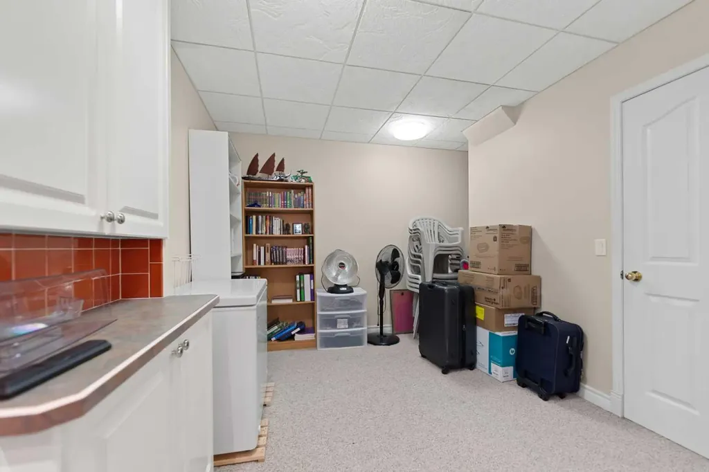 434 Douglas Woods Mews SE Calgary AB T2Z 3B1
