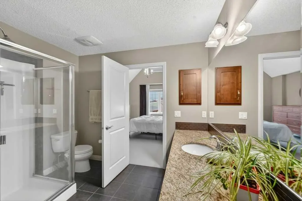 44 Mike Ralph Way SW Calgary AB T3E 0H8