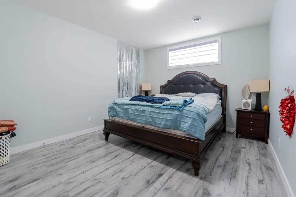19 Red Sky Gardens NE Calgary AB T3N1M9