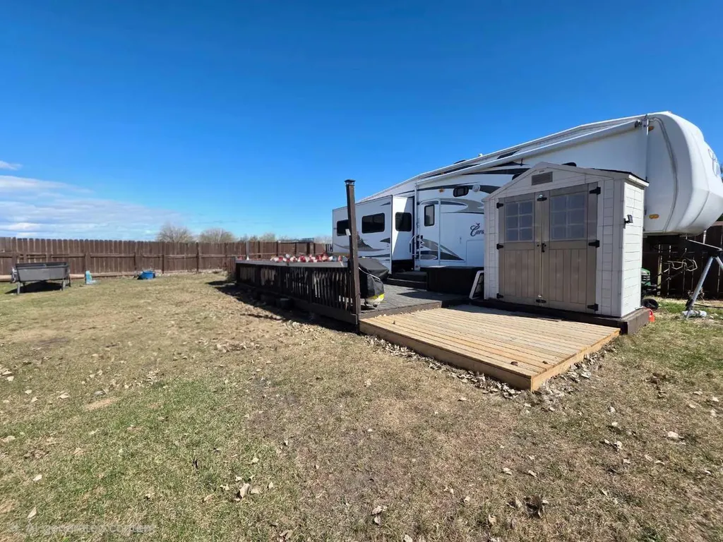 31 10405 Twp Road 740 Rural Big Lakes County AB T0G 1E0