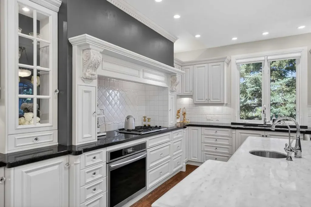 22 Ridge Pointe Heritage Pointe AB T1S 4H1