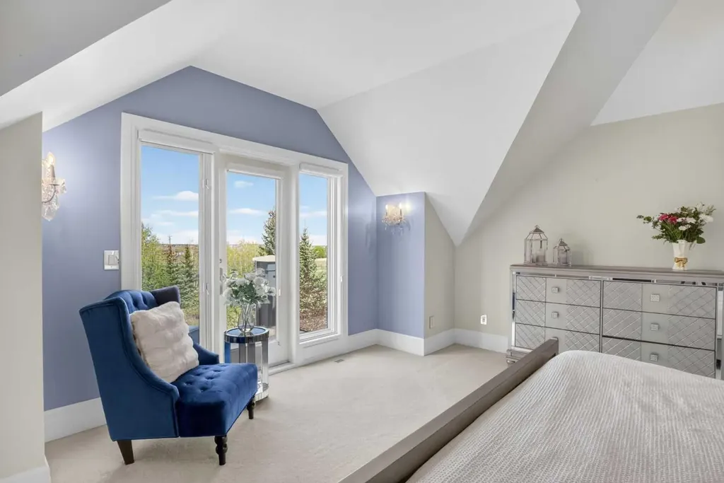 22 Ridge Pointe Heritage Pointe AB T1S 4H1