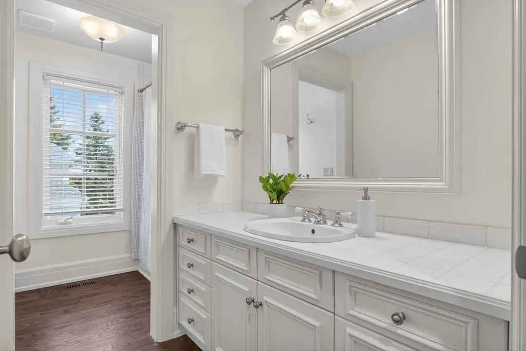 22 Ridge Pointe Heritage Pointe AB T1S 4H1
