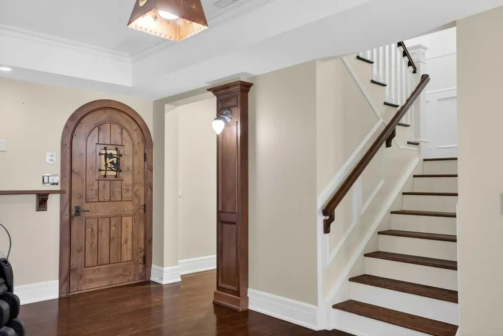 22 Ridge Pointe Heritage Pointe AB T1S 4H1