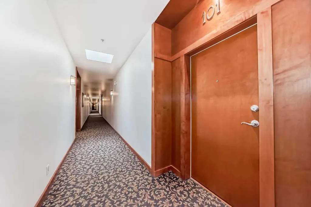 177 9 Street NE Calgary AB T2E 0P4