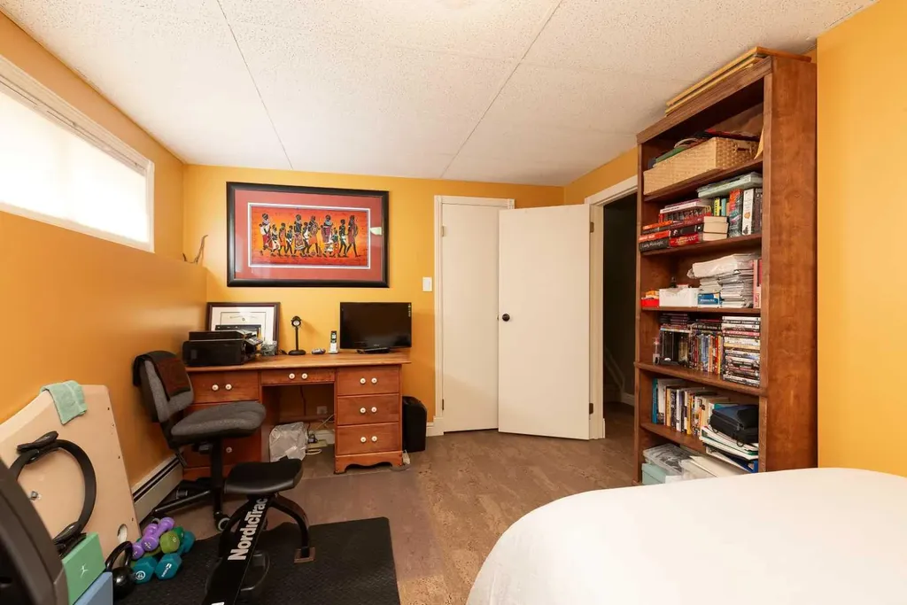 41 Simon Fraser Boulevard W Lethbridge AB T1K4R1