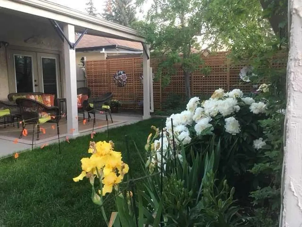 41 Simon Fraser Boulevard W Lethbridge AB T1K4R1