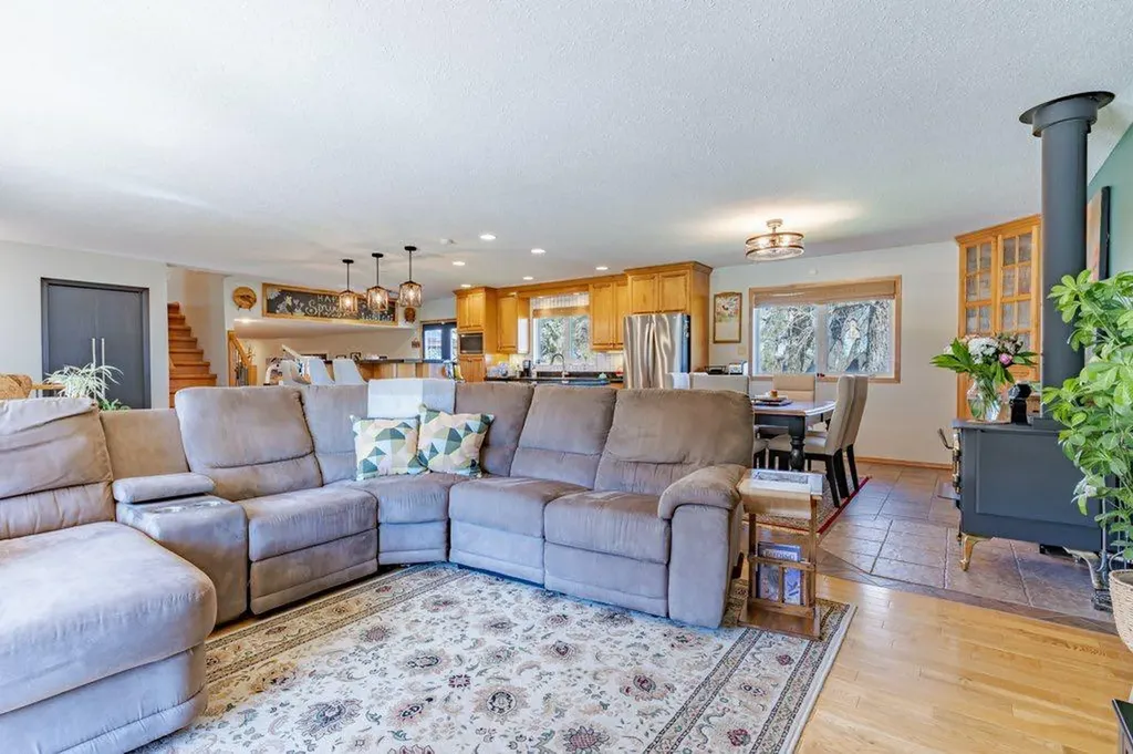 7022 Township Road 120 Rural Cypress County AB T1B 0L1
