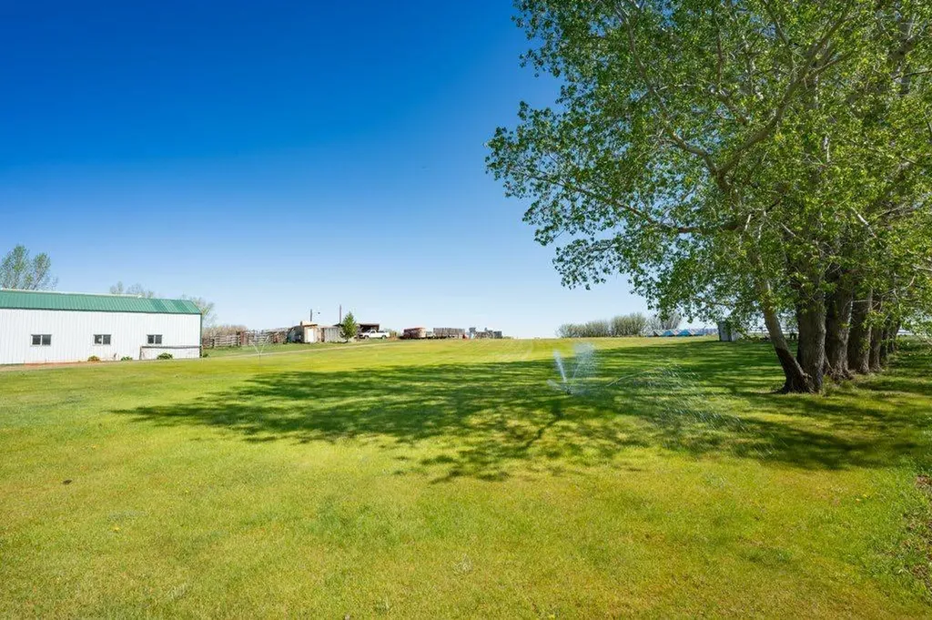 7022 Township Road 120 Rural Cypress County AB T1B 0L1