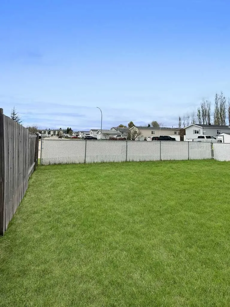 58 Gunderson Drive Whitecourt AB T7S 0C5