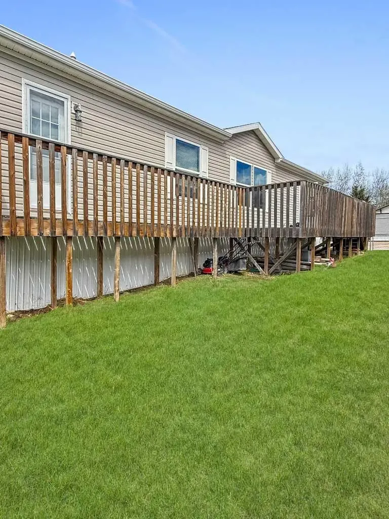 58 Gunderson Drive Whitecourt AB T7S 0C5