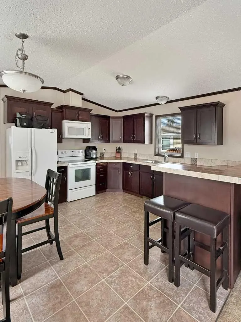58 Gunderson Drive Whitecourt AB T7S 0C5