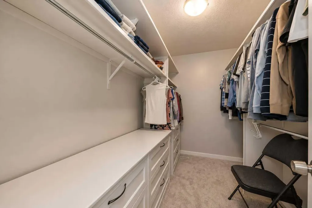307 Arbour Crest Road NW Calgary AB T3G 4J9