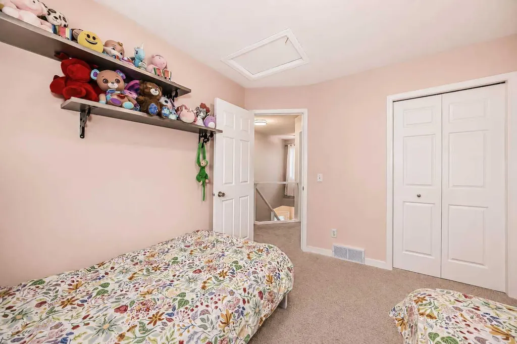 307 Arbour Crest Road NW Calgary AB T3G 4J9