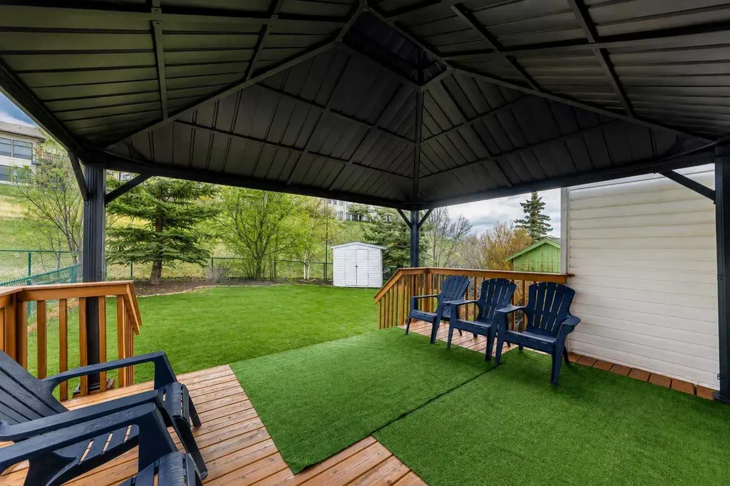 307 Arbour Crest Road NW Calgary AB T3G 4J9