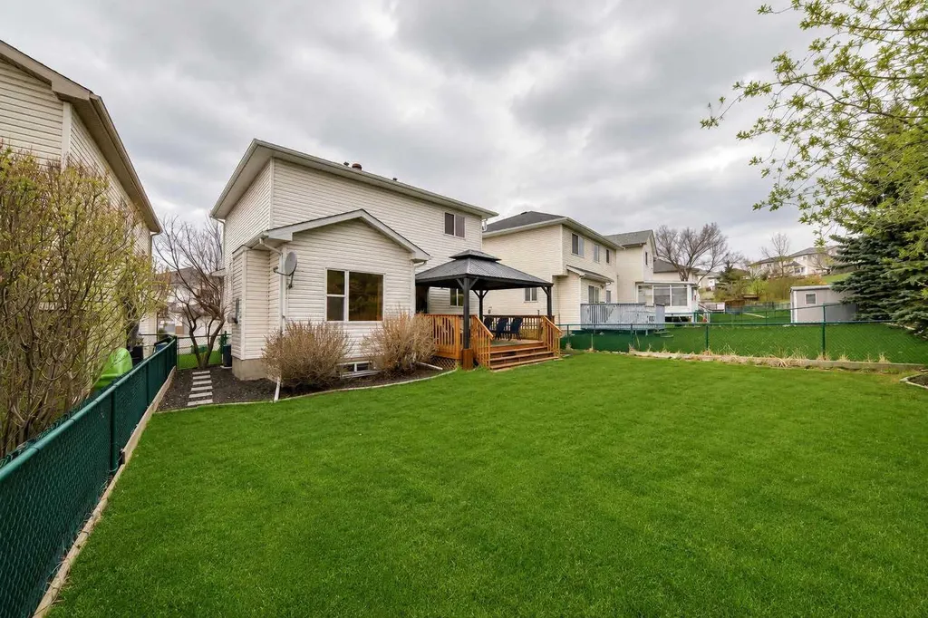 307 Arbour Crest Road NW Calgary AB T3G 4J9