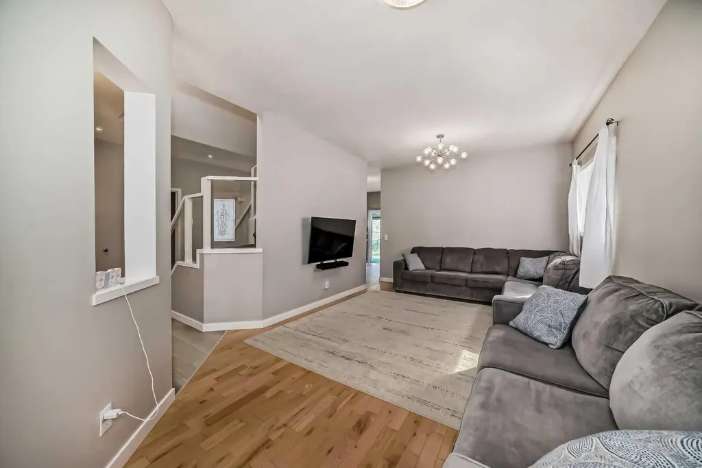 307 Arbour Crest Road NW Calgary AB T3G 4J9