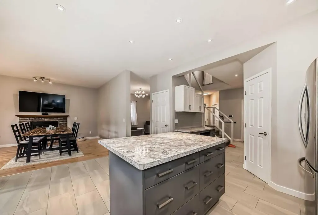 307 Arbour Crest Road NW Calgary AB T3G 4J9
