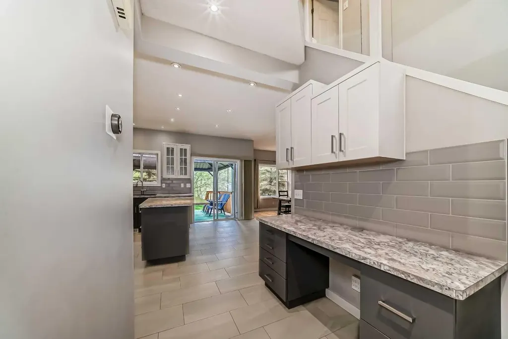 307 Arbour Crest Road NW Calgary AB T3G 4J9