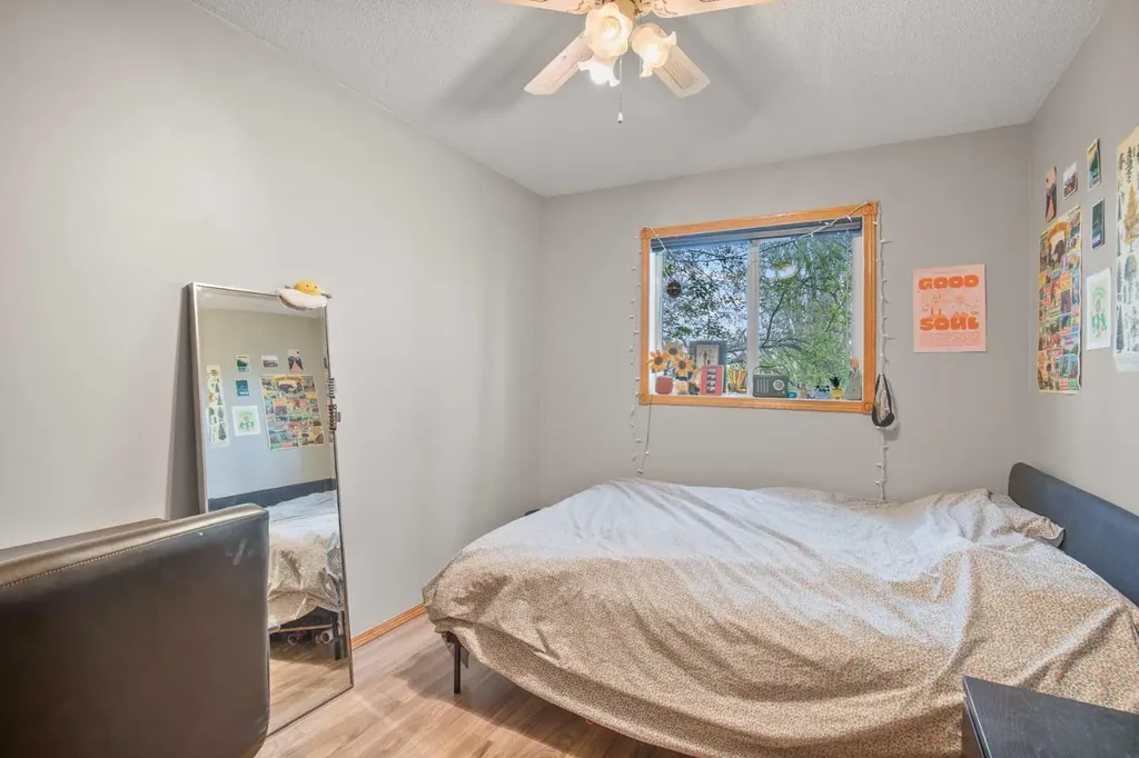 56 Country Ridge Close Lacombe AB T4L 2H1