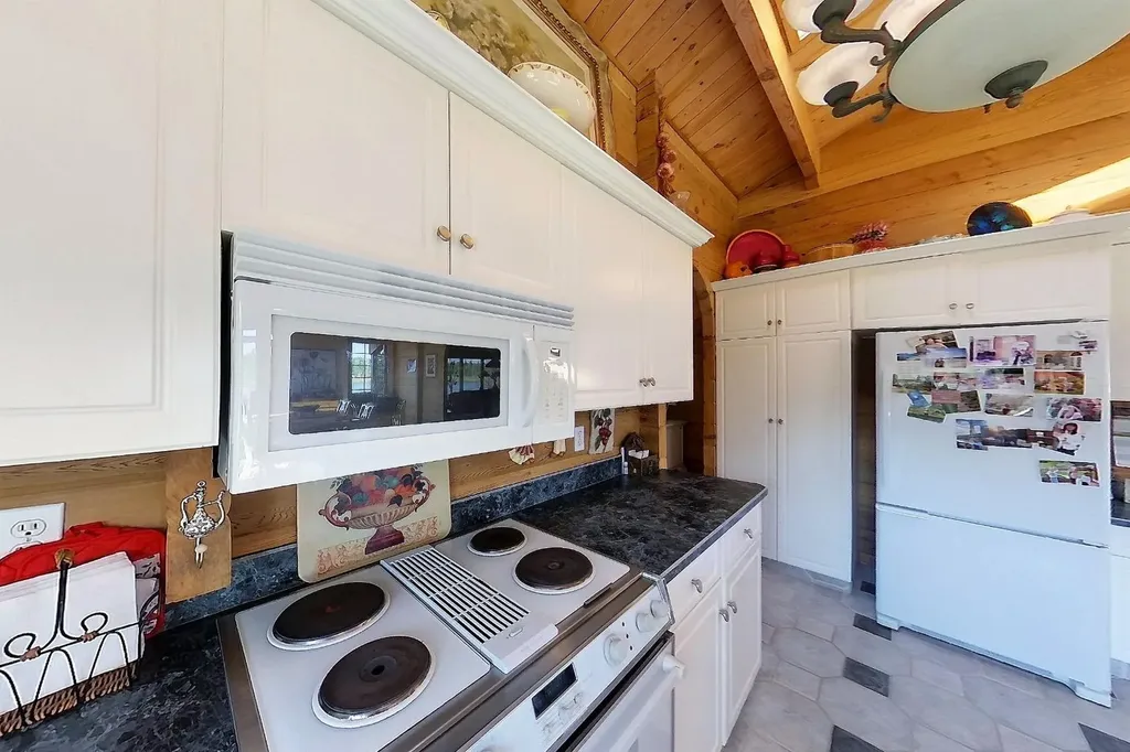 593002A Range Road 121 Rural Woodlands County AB T7S 1P4