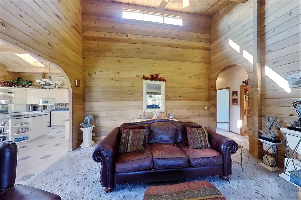 593002A Range Road 121 Rural Woodlands County AB T7S 1P4