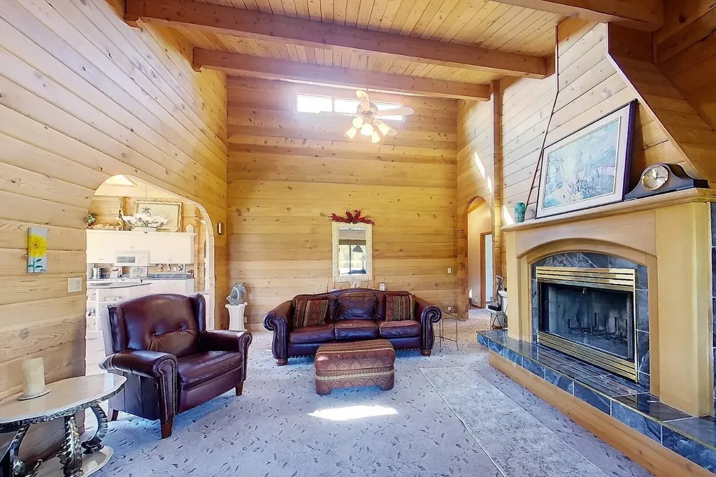 593002A Range Road 121 Rural Woodlands County AB T7S 1P4