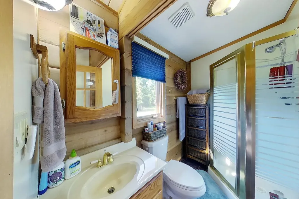 593002A Range Road 121 Rural Woodlands County AB T7S 1P4