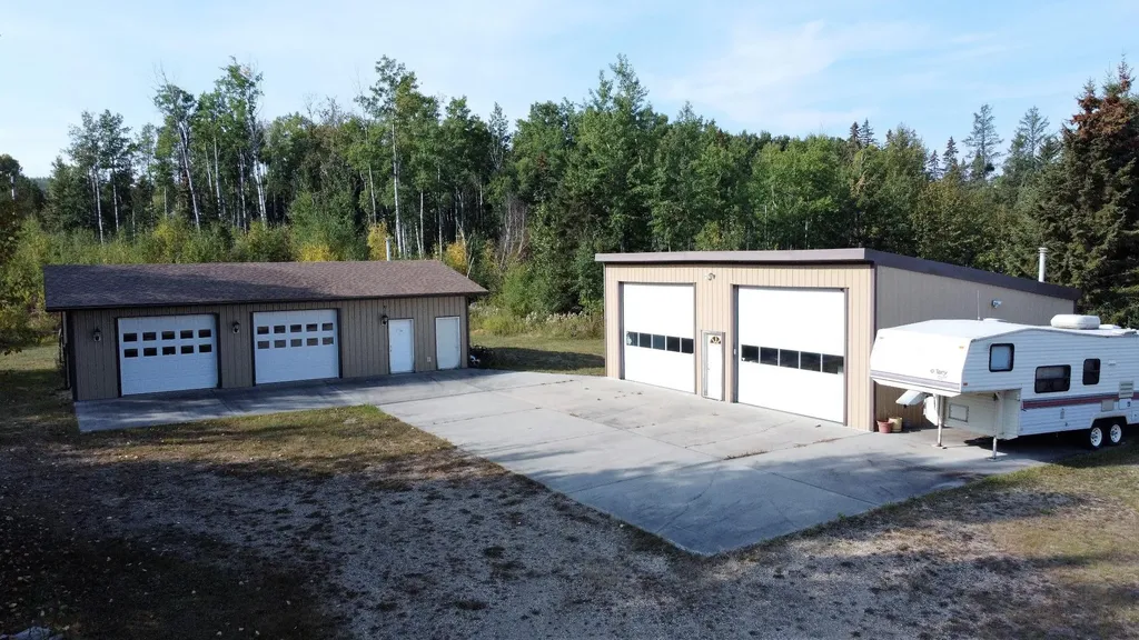 593002A Range Road 121 Rural Woodlands County AB T7S 1P4