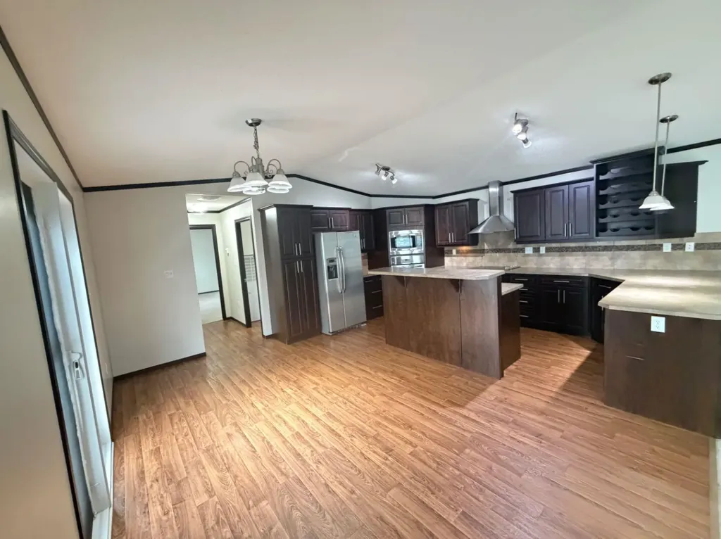 216 3 Street E Lashburn SK S0M1H0