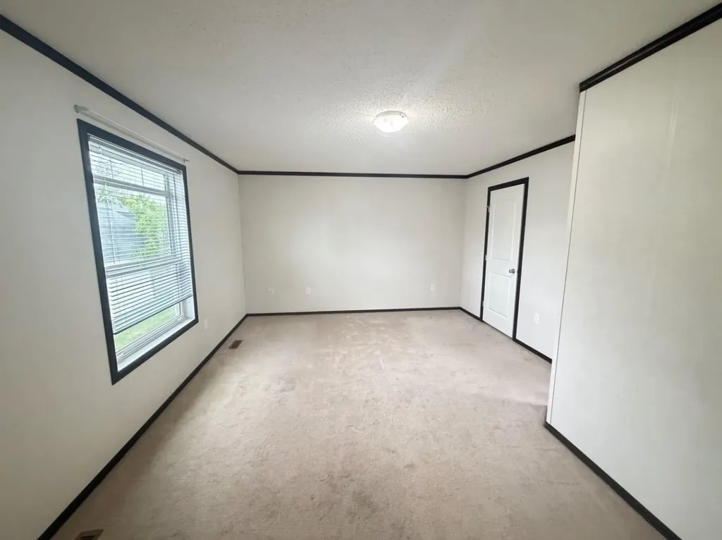 216 3 Street E Lashburn SK S0M1H0