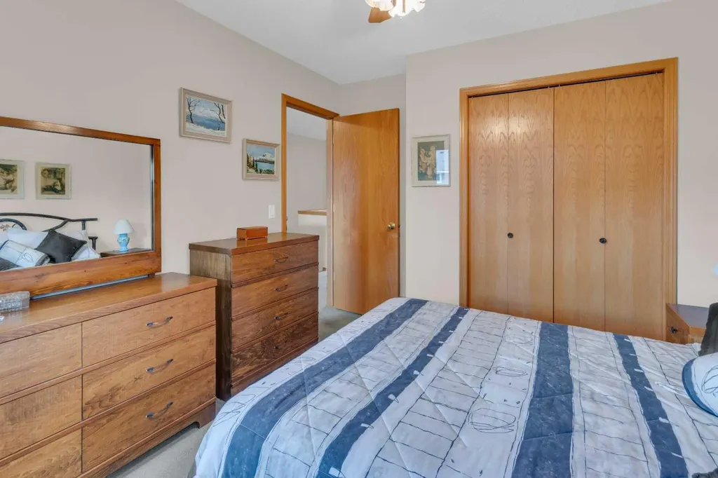 675 Regal Park NE Calgary AB T2E 0S6