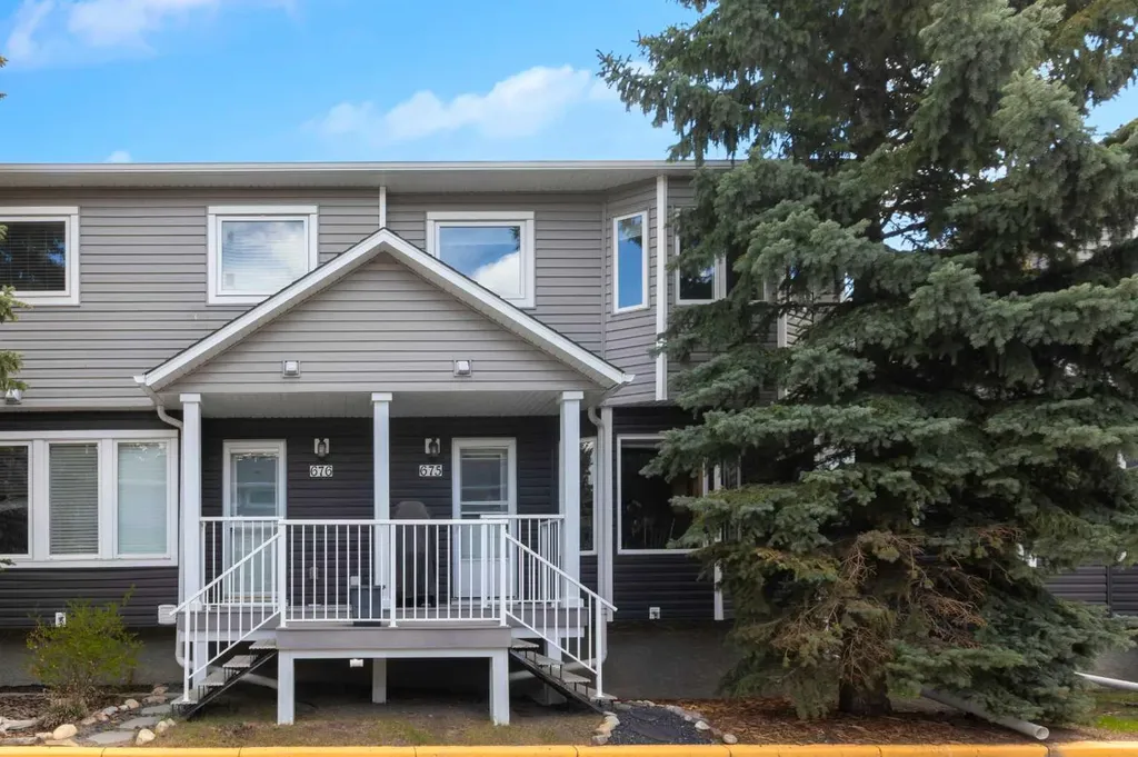 675 Regal Park NE Calgary AB T2E 0S6