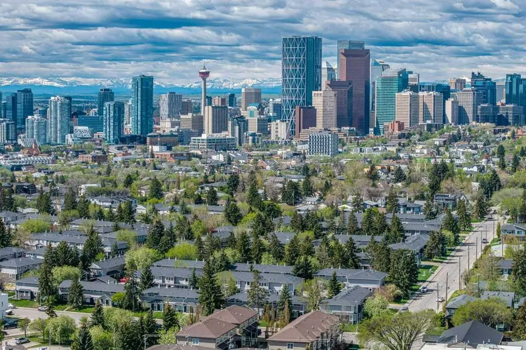 675 Regal Park NE Calgary AB T2E 0S6