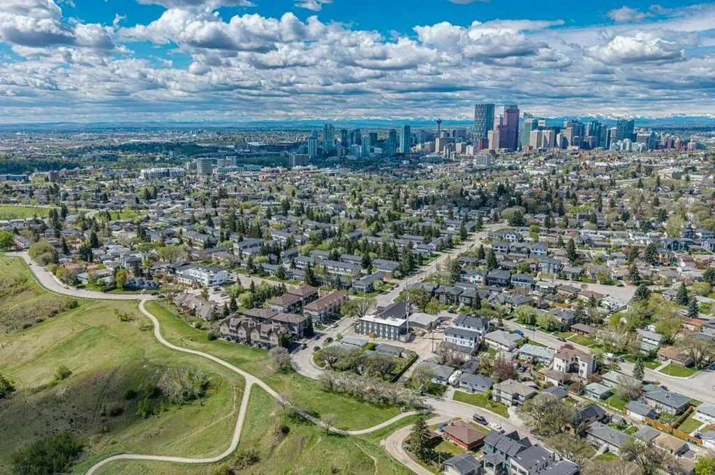 675 Regal Park NE Calgary AB T2E 0S6
