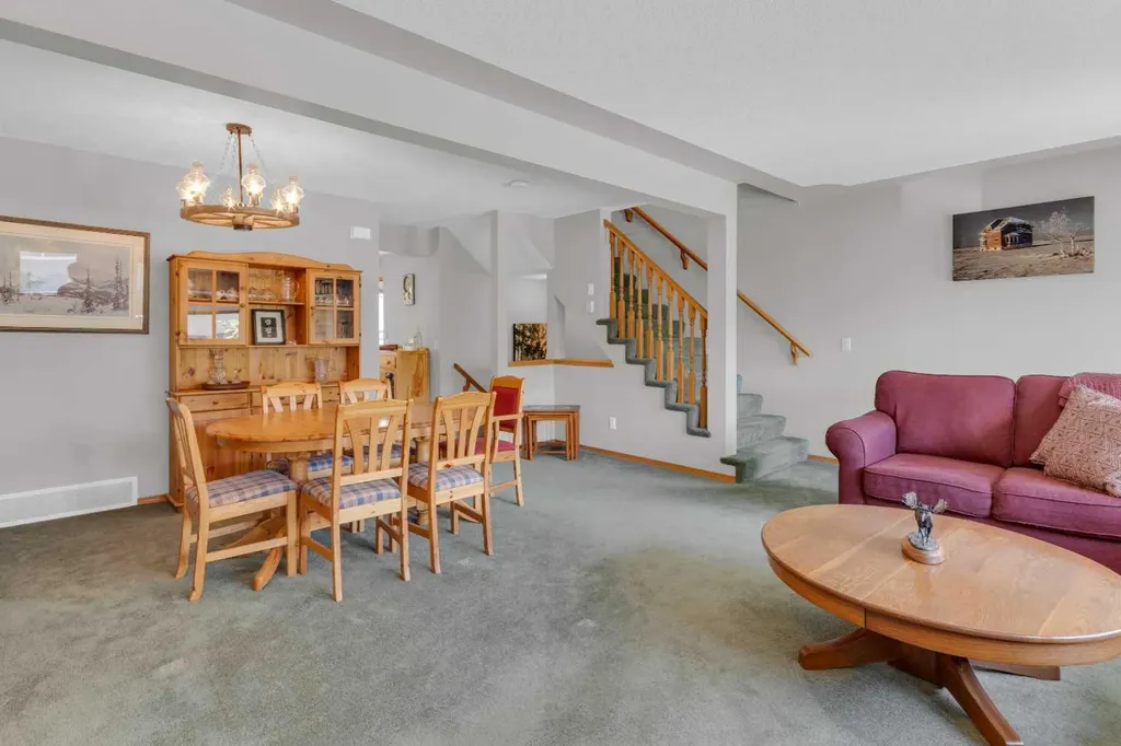 675 Regal Park NE Calgary AB T2E 0S6