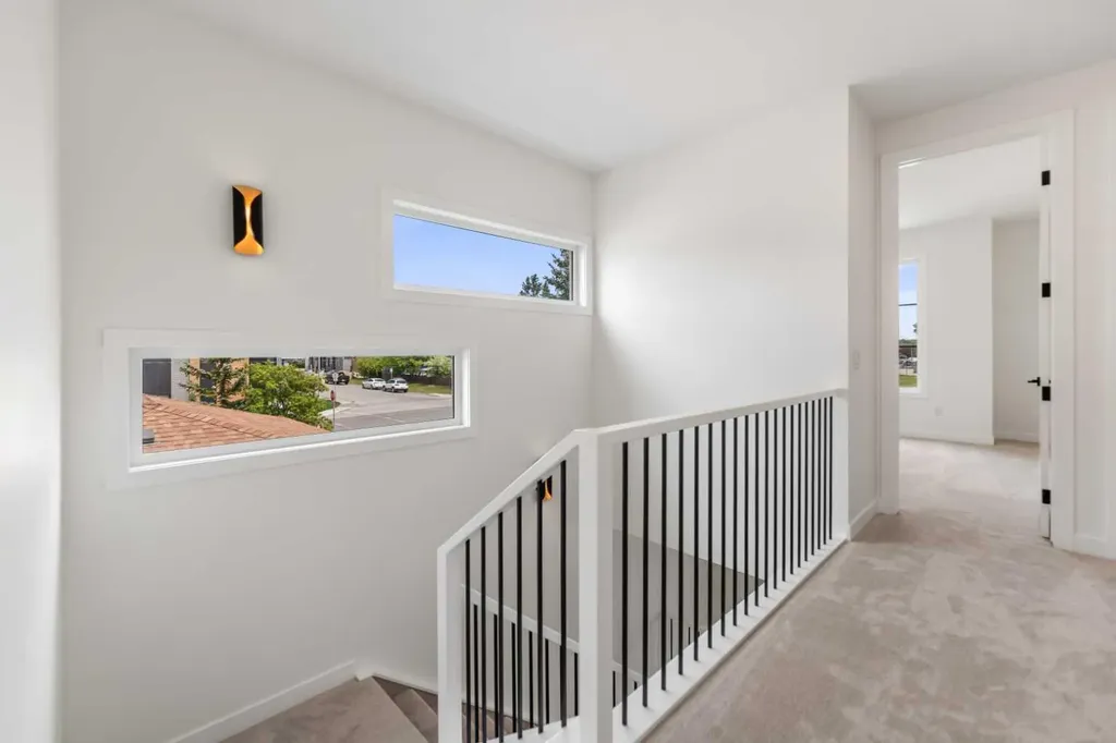 4651 79 Street NW Calgary AB T3B 2P1