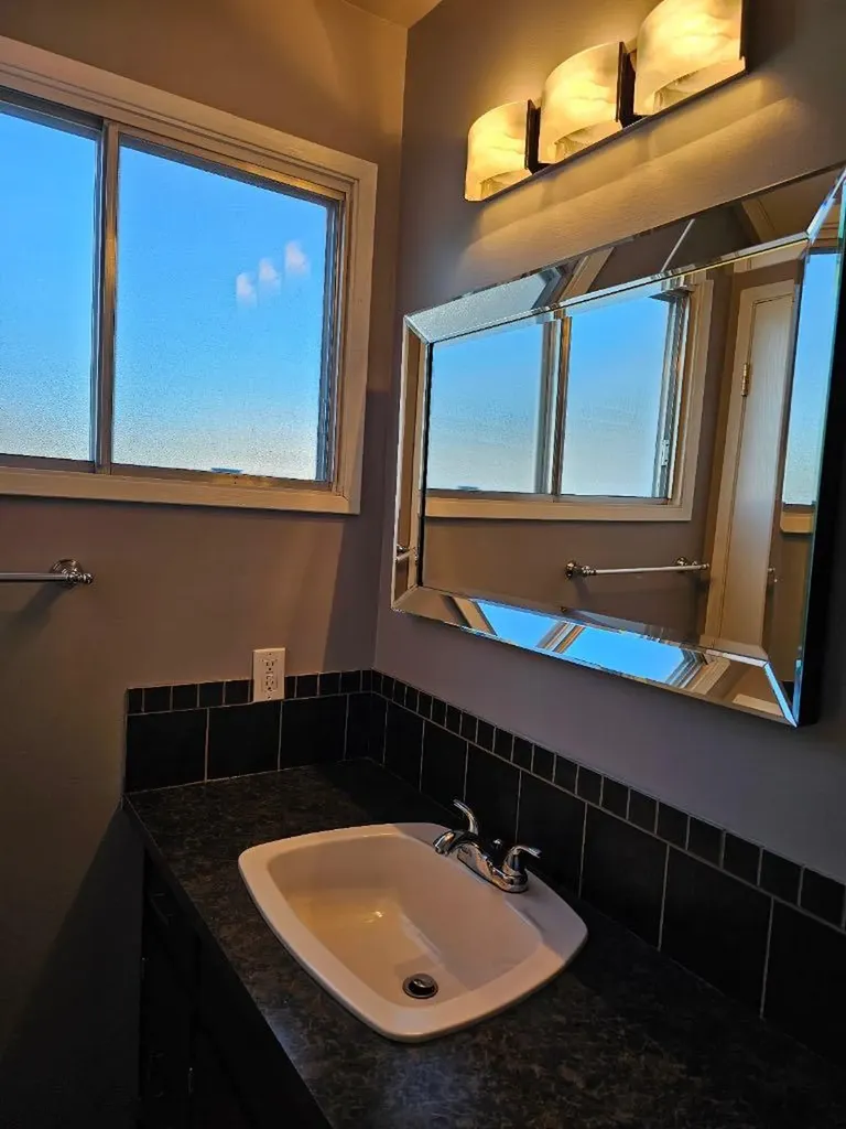 34 Feero Drive Whitecourt AB T7S 1E8