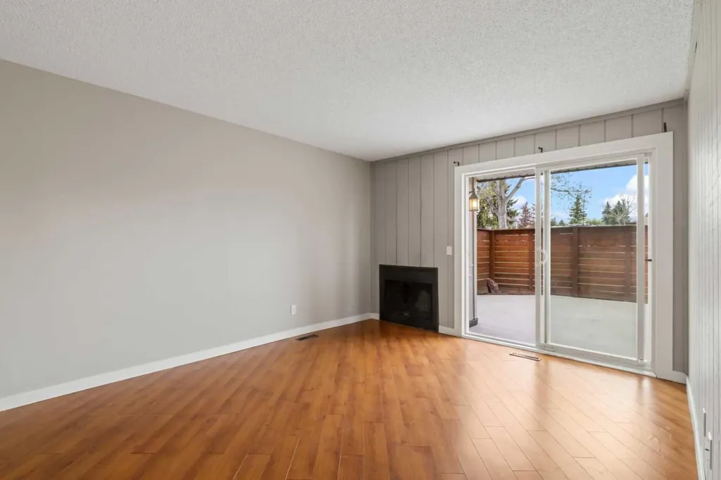 13104 Elbow Drive SW Calgary AB T2W 2P2