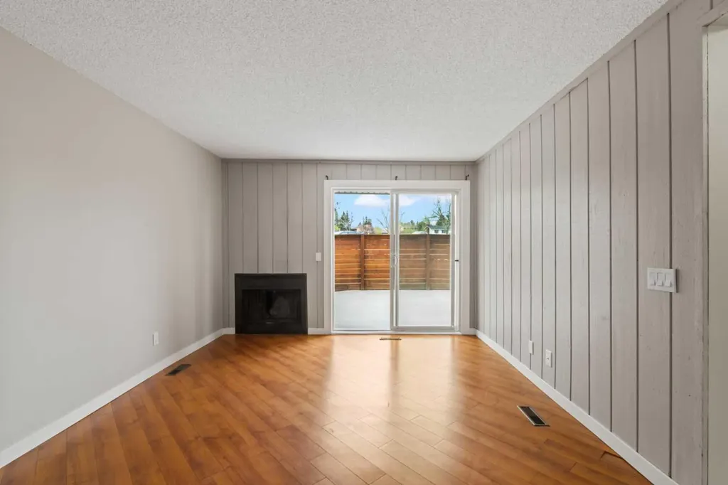 13104 Elbow Drive SW Calgary AB T2W 2P2