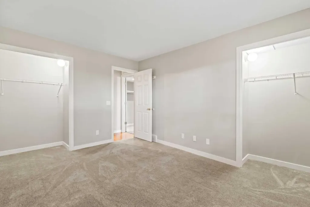 13104 Elbow Drive SW Calgary AB T2W 2P2